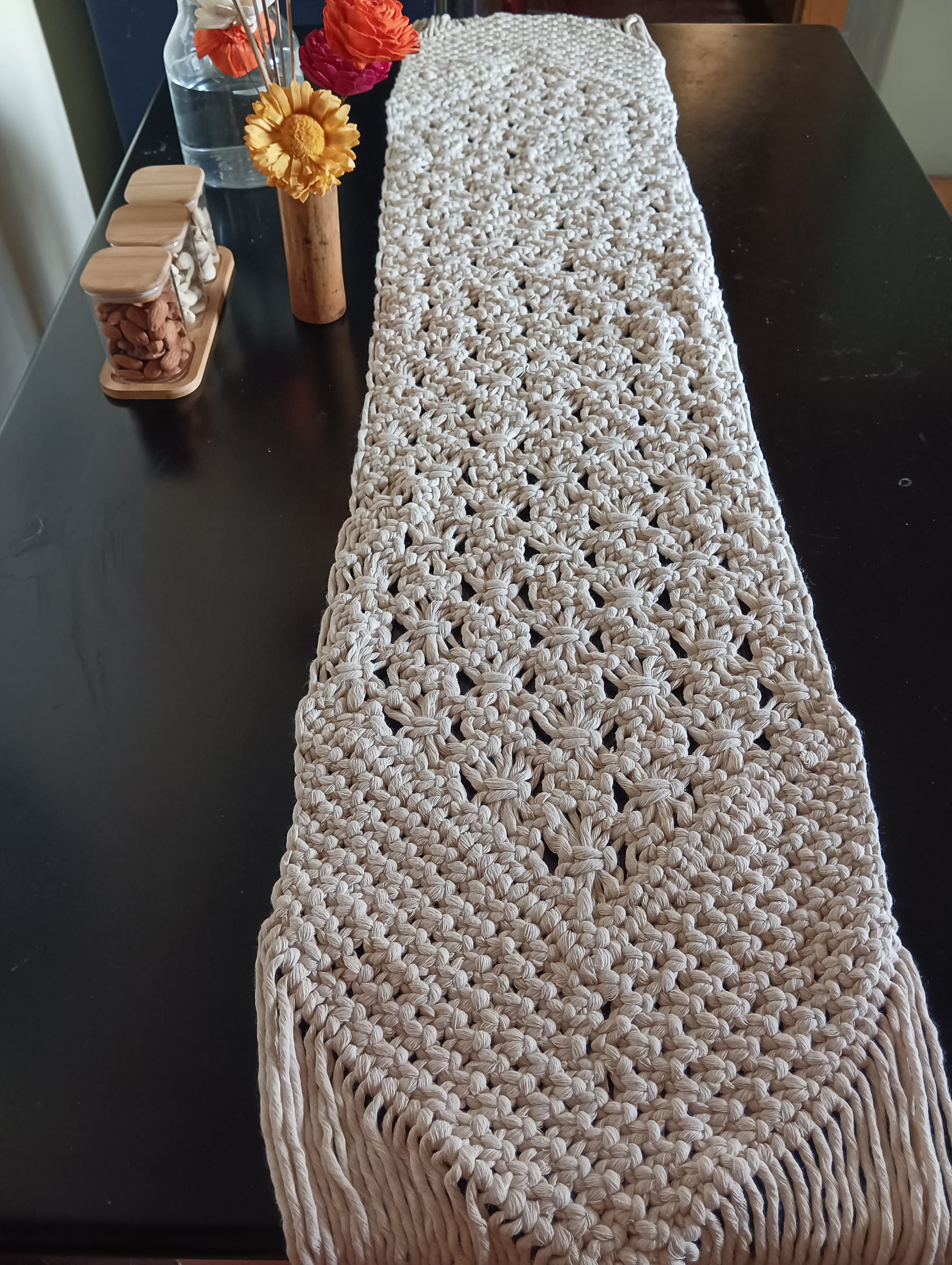 Table Runner Cream Diamond